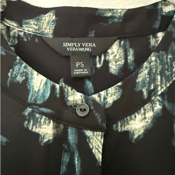 Simply Vera Vera Wang Women short-sleeve, partial button-down blouse Small Petit - Picture 3 of 11